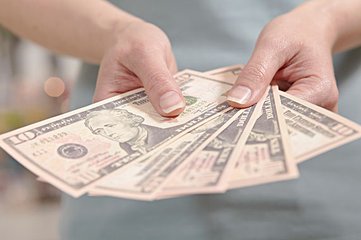 起诉离婚的律师收费是多少