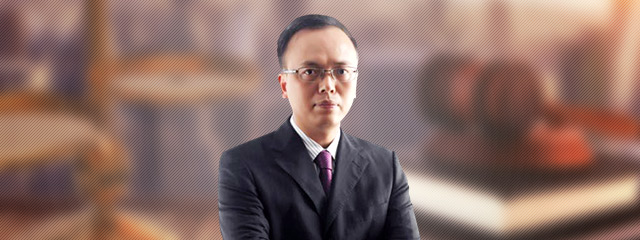 长沙律师-龙震