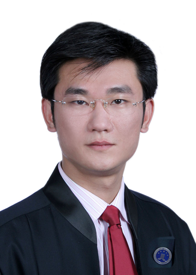 律师咨询：如何在法律迷宫中找到正确的方向？